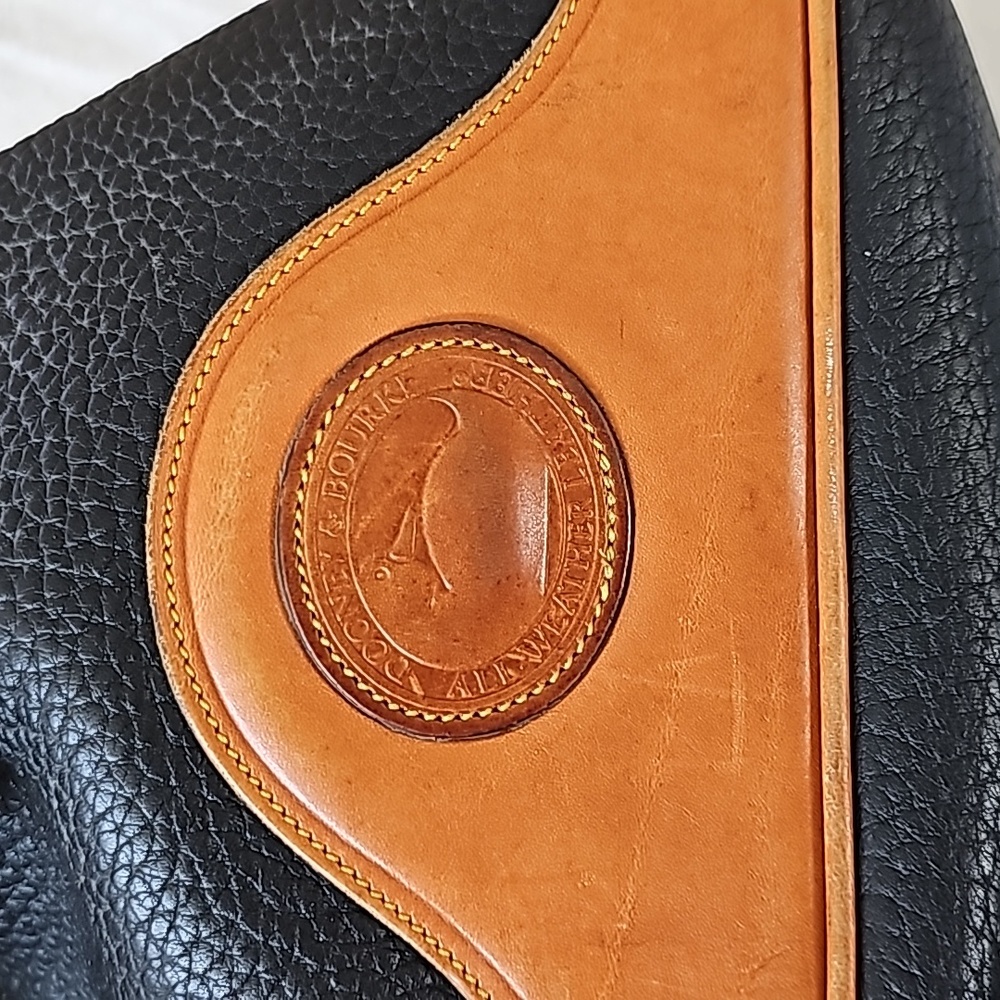 Vintage Dooney& Bourke Purse - Picture 6 of 8